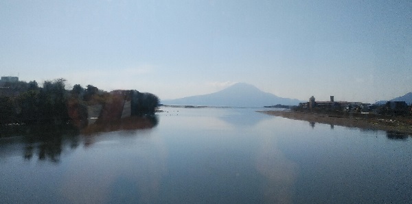 �����Ɛ�