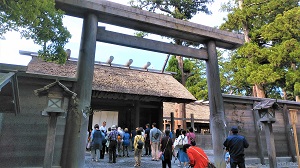 ���{ �_����