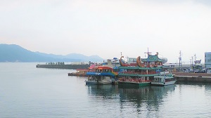 ���ق���̒��H�`