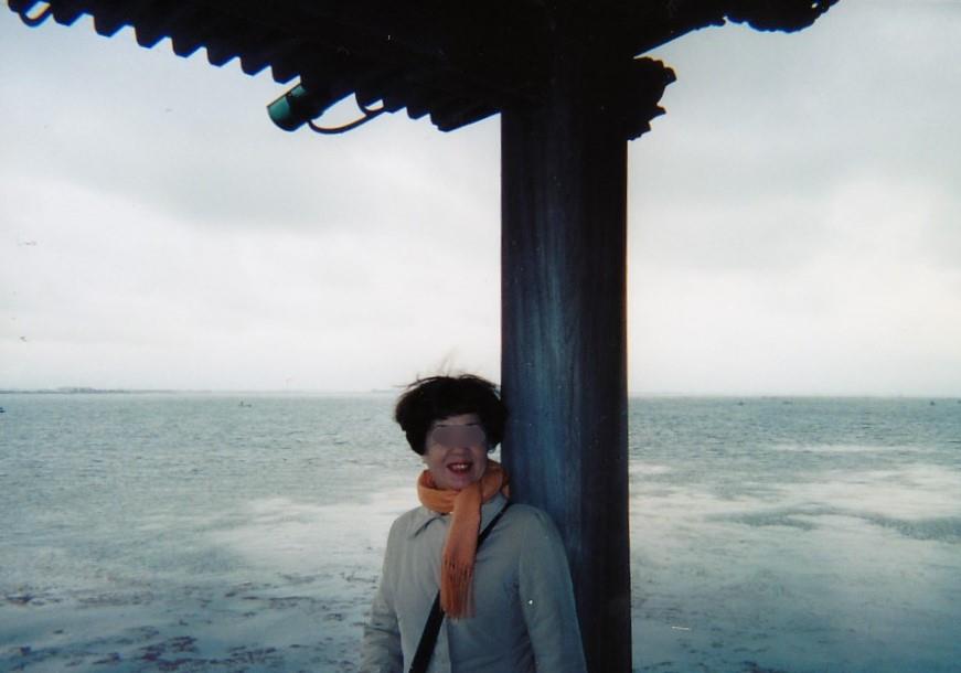 ���䓰����̔��i��