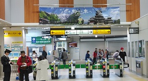 ���{�w���D��