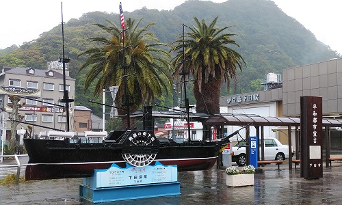 �ɓ��}���c�w�O