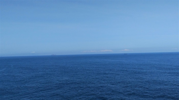 �Ύ��_�Ђ̐�ɂ���Δ̏����璭�]�����C12:20