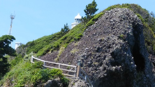 �߂�̎��ɁA�Ύ��_�Ђ̓�����t�߂��猩������12:22