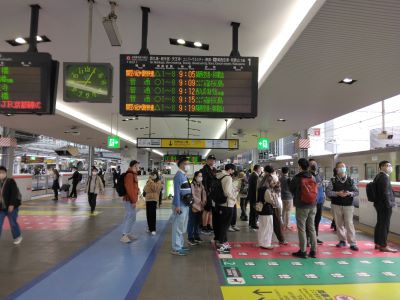 JR�����{���w