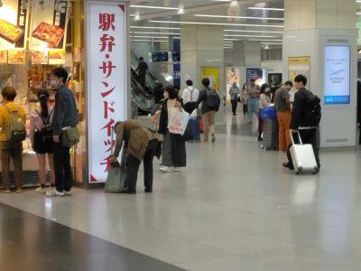 �V���\���ŁA���ٓ���