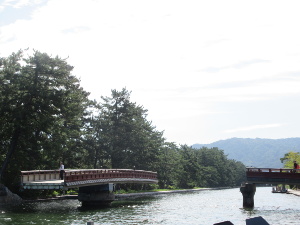 ��]���^�͂ƕ��s