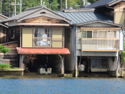 ��ʂ��̏M��